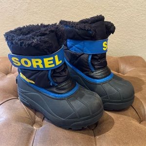 Boys Sorel Winter Boots size 12
